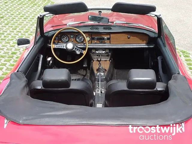 Fiat 124 sport spider 1800 - afbeelding 8 van  50