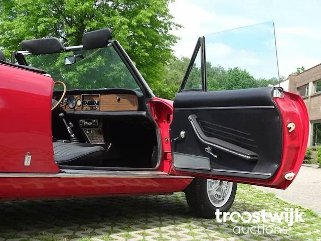 Fiat 124 sport spider 1800 - afbeelding 14 van  50