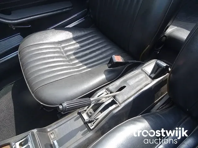 Fiat 124 sport spider 1800 - afbeelding 30 van  50