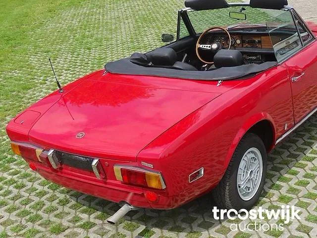 Fiat 124 sport spider 1800 - afbeelding 13 van  56
