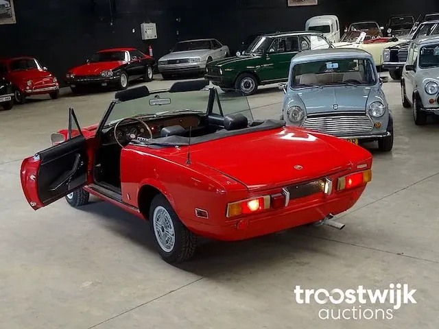 Fiat 124 sport spider 1800 - afbeelding 50 van  56
