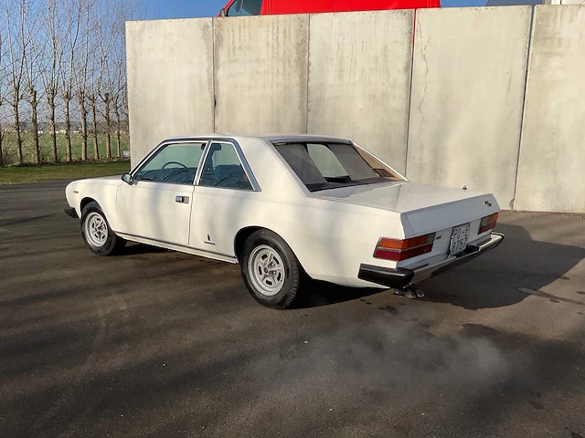 Fiat 130 coupe - afbeelding 7 van  20