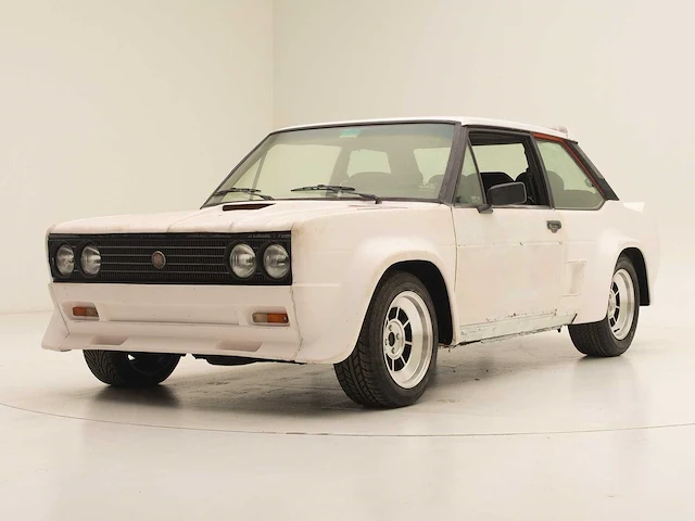 Fiat 131 racing - afbeelding 1 van  45