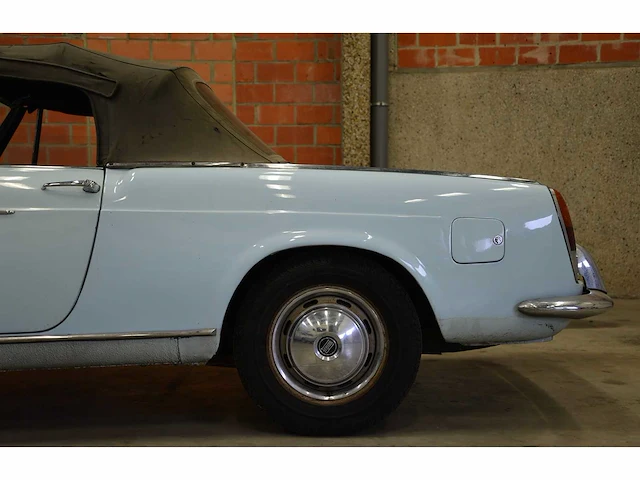 Fiat 1500 cabriolet pininfarina - afbeelding 15 van  52