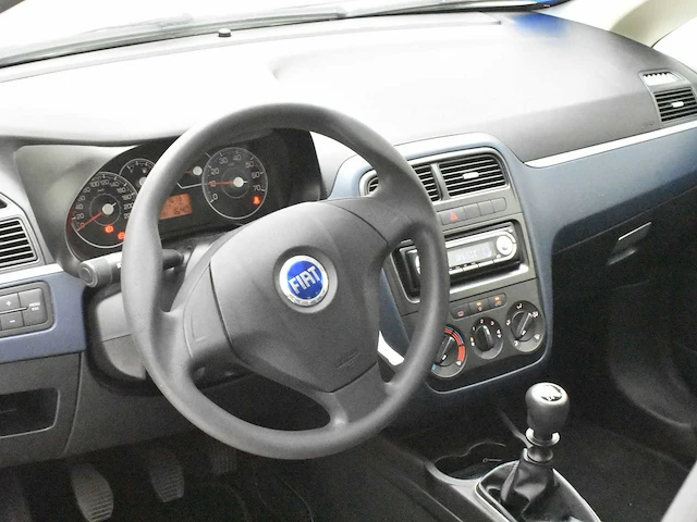 Fiat 2007 grande punto slechts ***47000km*** - afbeelding 2 van  32