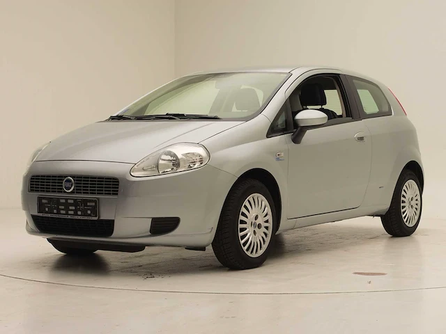 Fiat 2007 grande punto slechts ***47000km*** - afbeelding 1 van  32