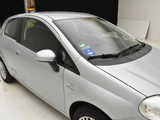 Fiat 2007 grande punto slechts ***47000km*** - afbeelding 16 van  32