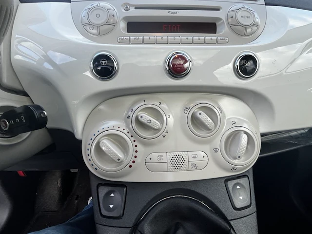 Fiat 500 1.2i la petite robe noire, 2015 - afbeelding 2 van  24