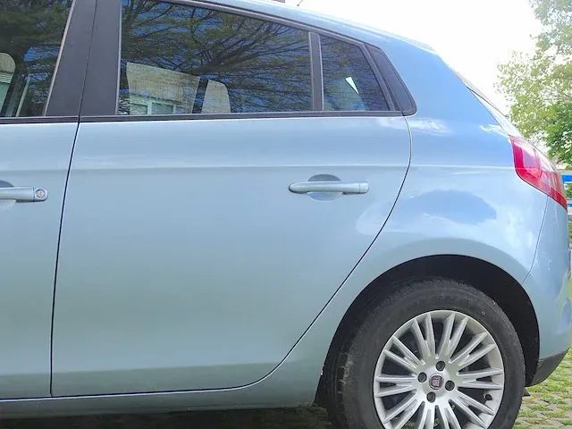 Fiat bravo 1.9 multijet - afbeelding 3 van  49