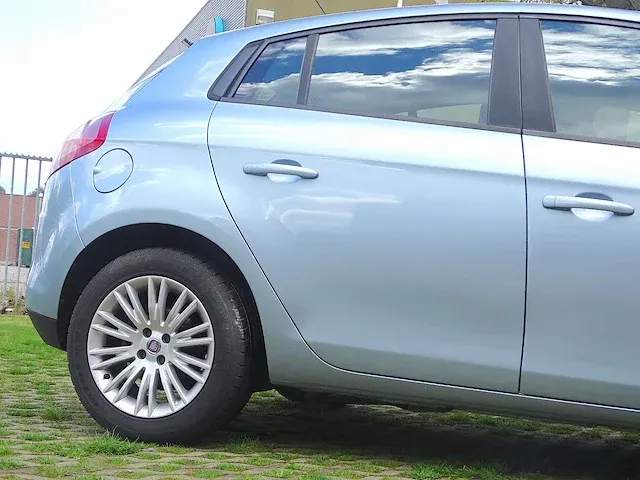 Fiat bravo 1.9 multijet - afbeelding 7 van  49
