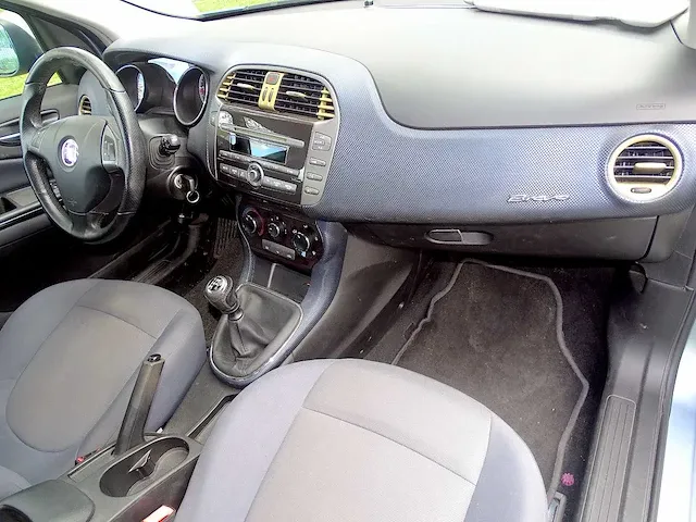 Fiat bravo 1.9 multijet - afbeelding 11 van  49