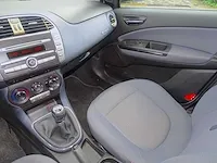 Fiat bravo 1.9 multijet - afbeelding 31 van  49