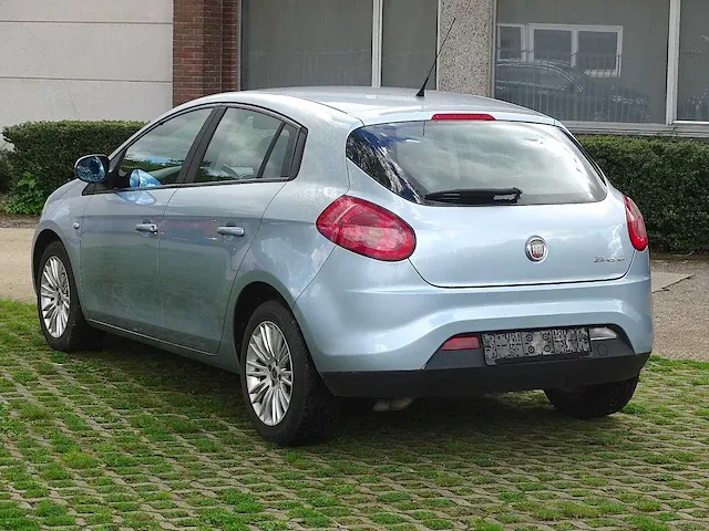 Fiat bravo 1.9 multijet - afbeelding 23 van  49