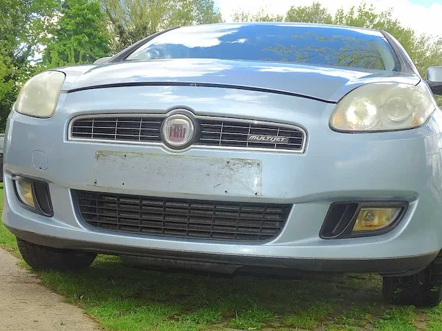 Fiat bravo 1.9 multijet - afbeelding 47 van  49