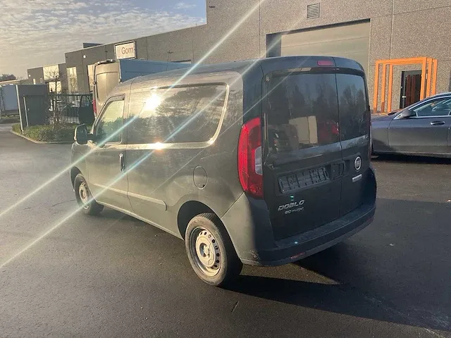Fiat doblo bedrijfswagen - afbeelding 4 van  10