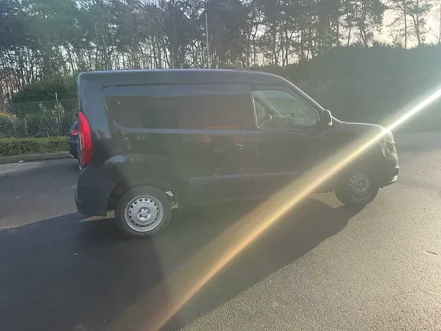 Fiat doblo bedrijfswagen - afbeelding 6 van  10