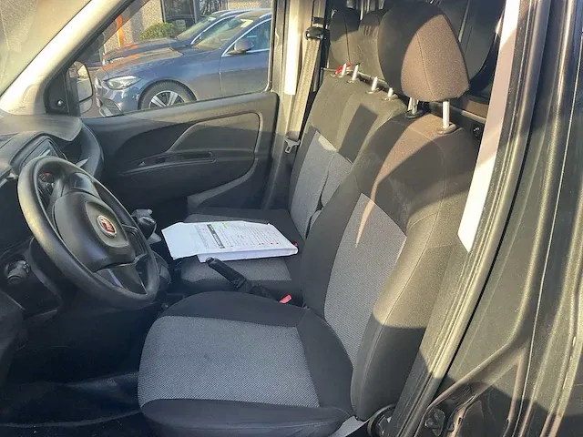 Fiat doblo bedrijfswagen - afbeelding 8 van  10