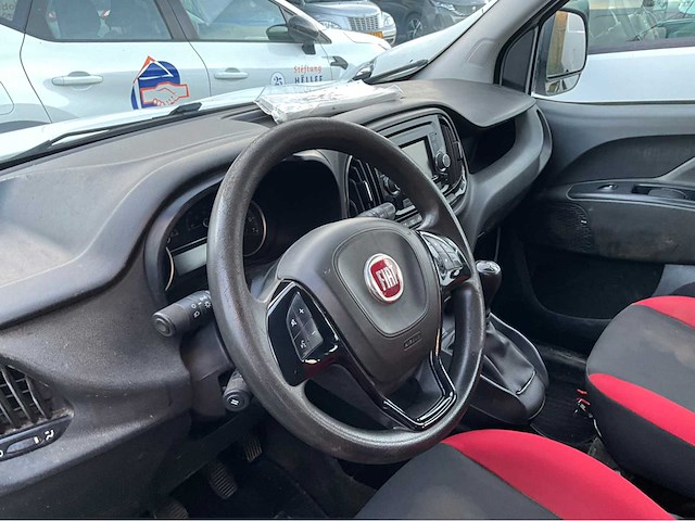 Fiat doblo van 2019 - afbeelding 2 van  17
