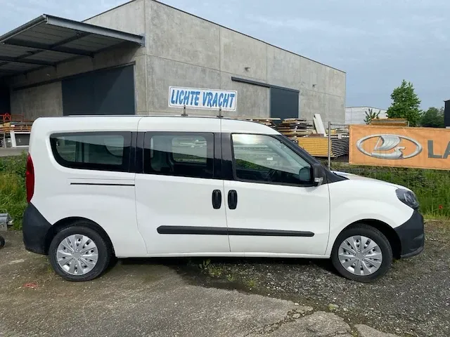 Fiat doblo - afbeelding 1 van  7