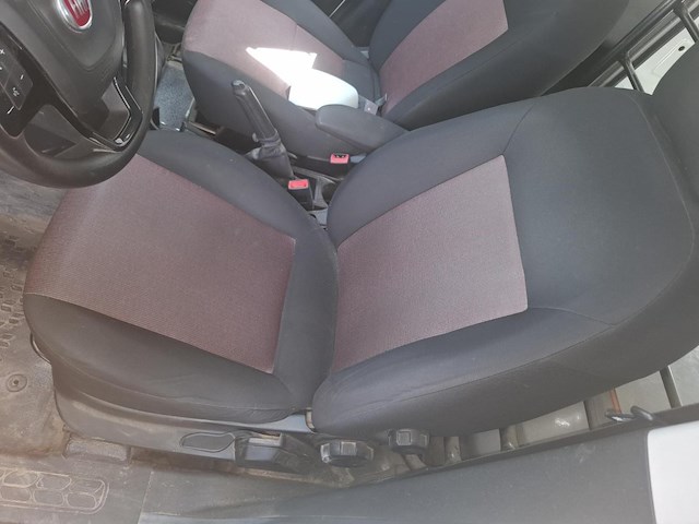 Fiat doblo - afbeelding 15 van  26