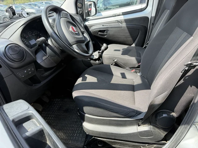 Fiat fiorino cargo 1.4i base 78, 2016 - afbeelding 21 van  23