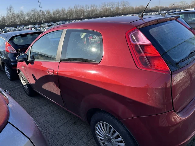 Fiat grande punto 1.4i 8v dynamic 77 at, 2008 - afbeelding 6 van  11