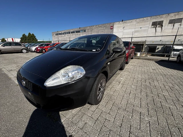 Fiat grande punto actual, 2013 - afbeelding 1 van  37