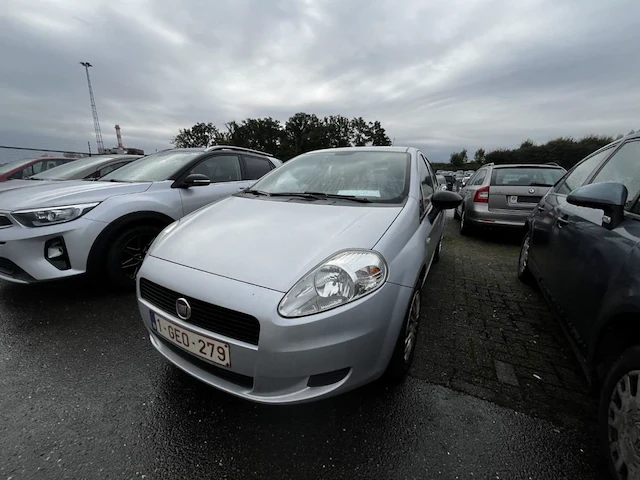 Fiat grande punto actual,2013 - afbeelding 1 van  28