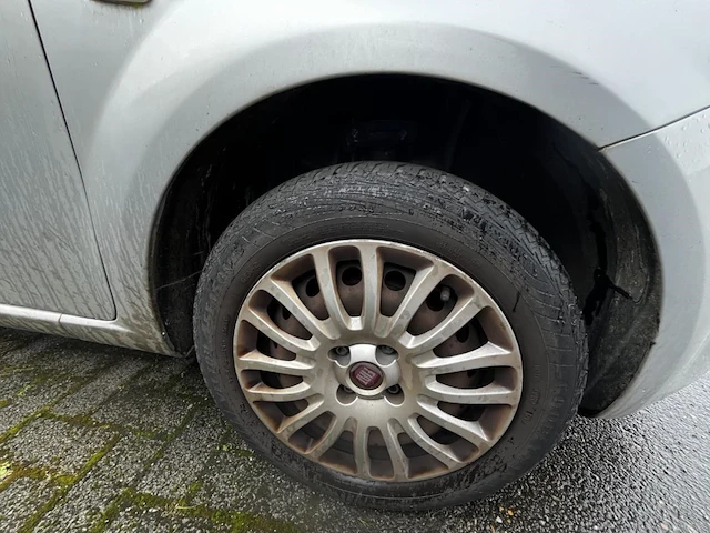 Fiat grande punto actual,2013 - afbeelding 17 van  28