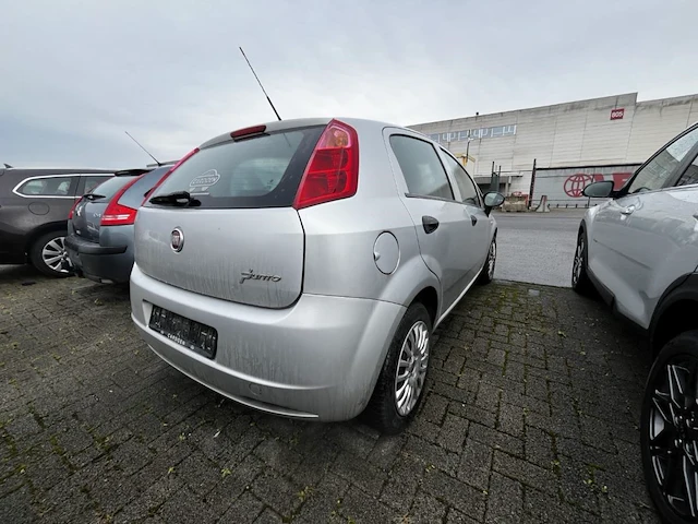 Fiat grande punto actual,2013 - afbeelding 23 van  28