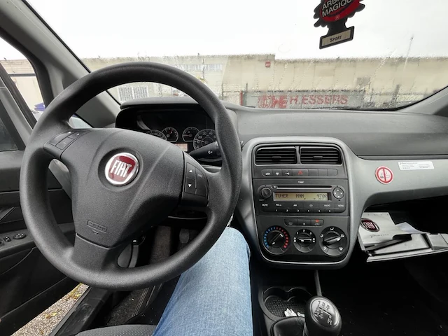 Fiat grande punto actual,2013 - afbeelding 26 van  28