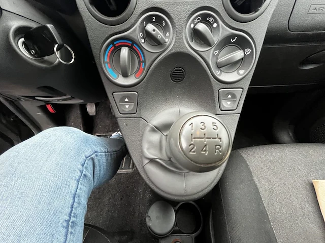 Fiat panda 4x4,2012 - afbeelding 2 van  33