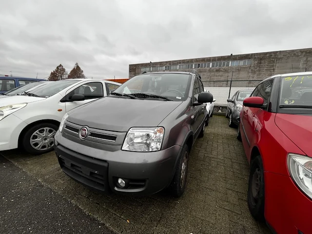 Fiat panda 4x4,2012 - afbeelding 1 van  33