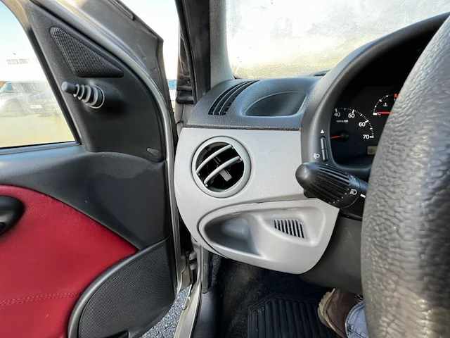 Fiat punto 1.2i 8v active 60 at, 2002 - afbeelding 5 van  28
