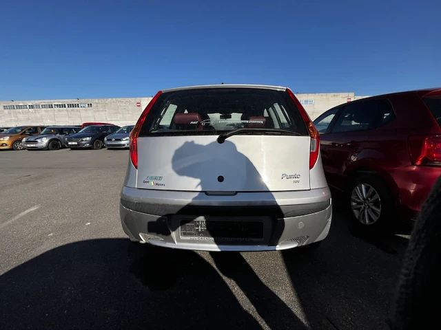 Fiat punto 1.2i 8v active 60 at, 2002 - afbeelding 24 van  28
