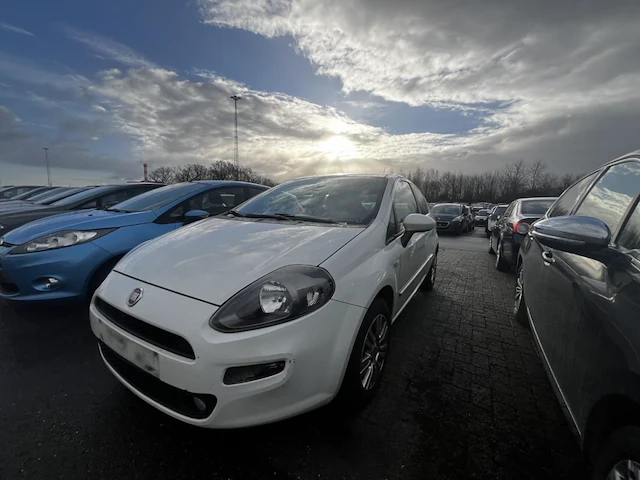 Fiat punto 1.2i easy, 2012 - afbeelding 1 van  34