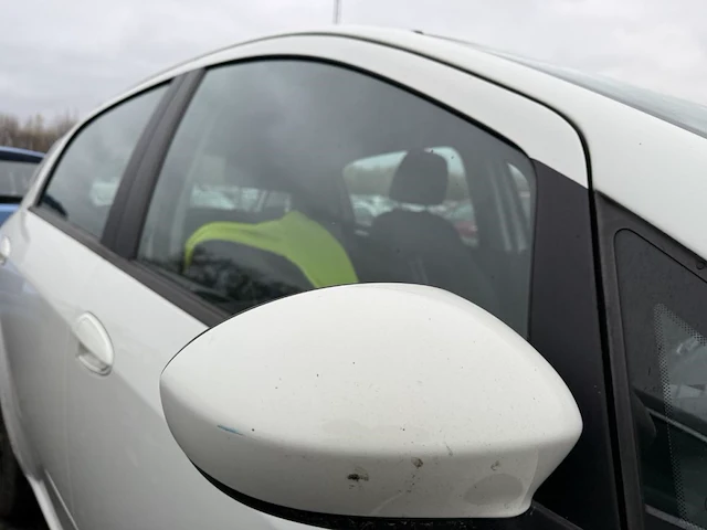 Fiat punto 1.2i easy,2012 - afbeelding 8 van  21