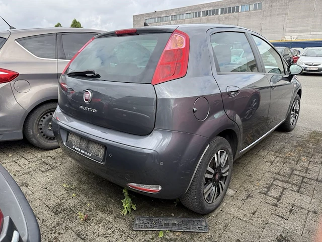 Fiat punto 1.2i street 69, 2015 - afbeelding 21 van  26
