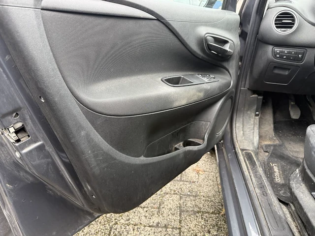 Fiat punto 1.2i street 69, 2015 - afbeelding 23 van  26