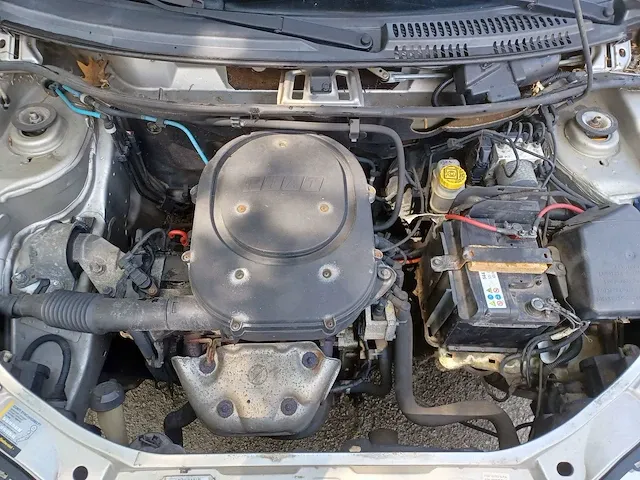 Fiat punto, 2003 - afbeelding 9 van  17