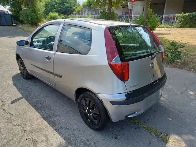 Fiat punto, 2003 - afbeelding 12 van  17