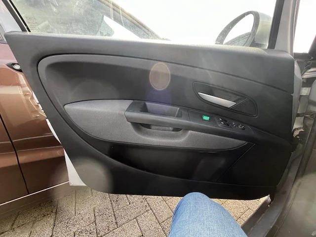 Fiat punto, 2009 - afbeelding 7 van  32