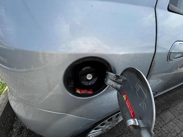 Fiat punto, 2009 - afbeelding 14 van  32