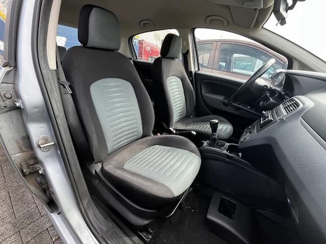 Fiat punto, 2009 - afbeelding 16 van  32
