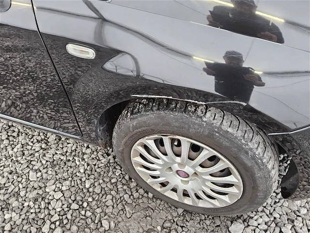 Fiat punto, 2009 - afbeelding 9 van  14