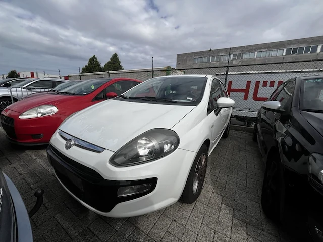 Fiat punto, 2011 - afbeelding 1 van  31