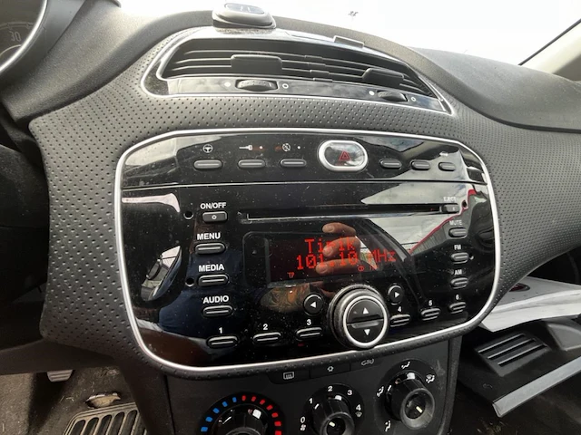 Fiat punto, 2011 - afbeelding 30 van  31