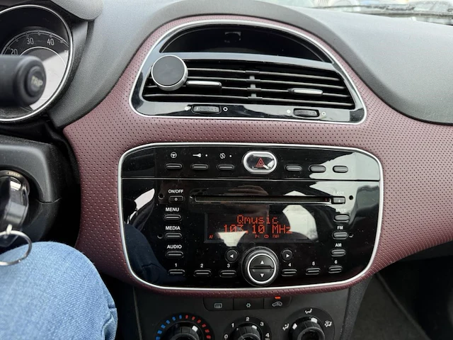 Fiat punto, 2011 - afbeelding 22 van  22