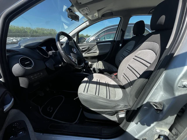 Fiat punto, 2011 - afbeelding 7 van  30