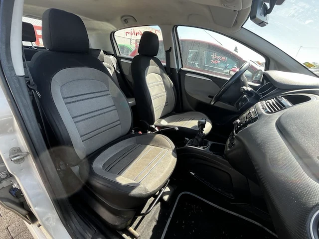 Fiat punto, 2011 - afbeelding 13 van  30